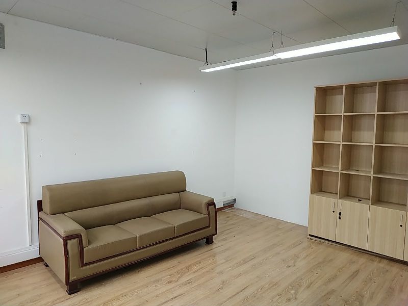 长江软件园3号线淞南板块  长江软件园  简单装修出租