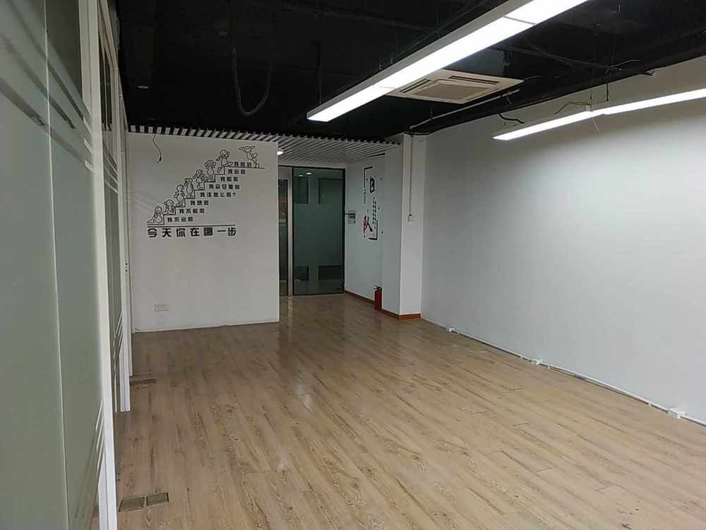 长江软件园3号线淞南板块  长江软件园  简单装修出租