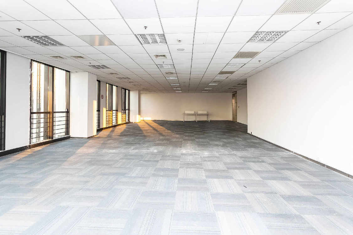 华滋奔腾大厦宝山 华滋奔腾大厦 247平米 中等装修