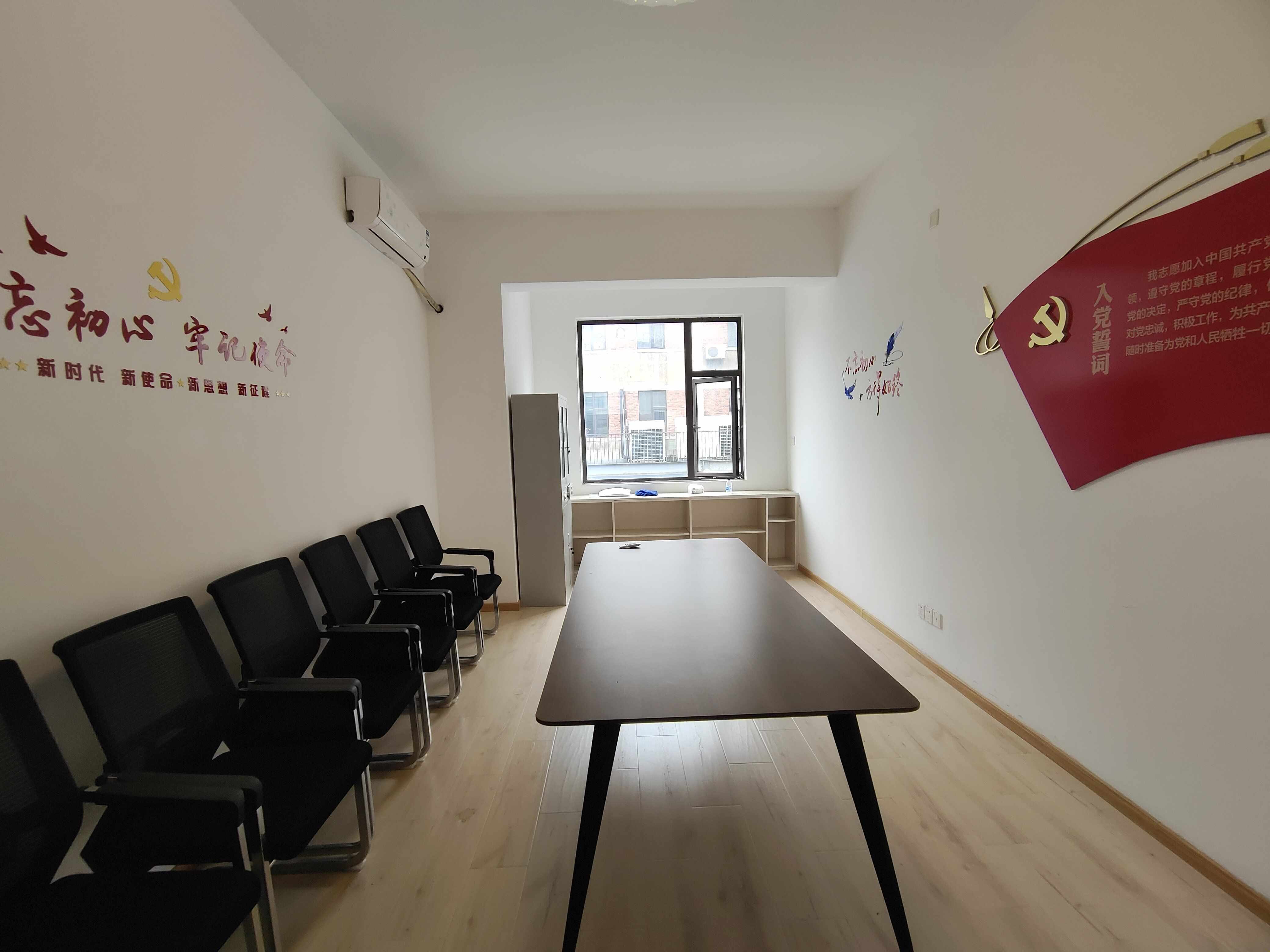 四方科创中心50平米办公室出租-租金价格2.33元/m²/天