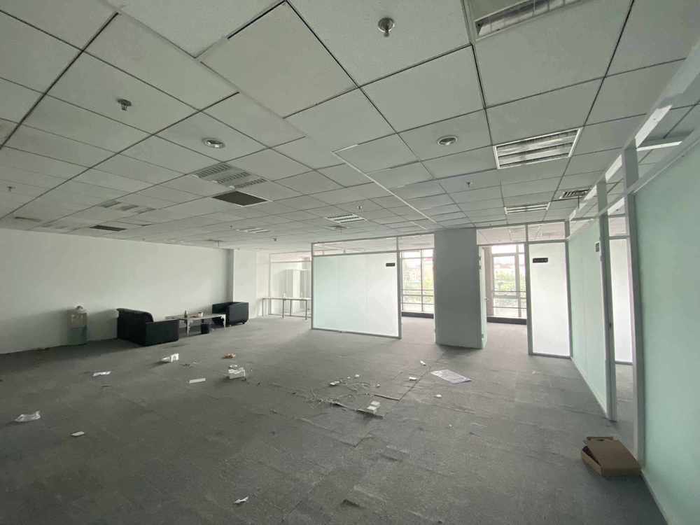 华闻国际大厦华闻国际大厦，精装带家具，房型方正，10号线300米