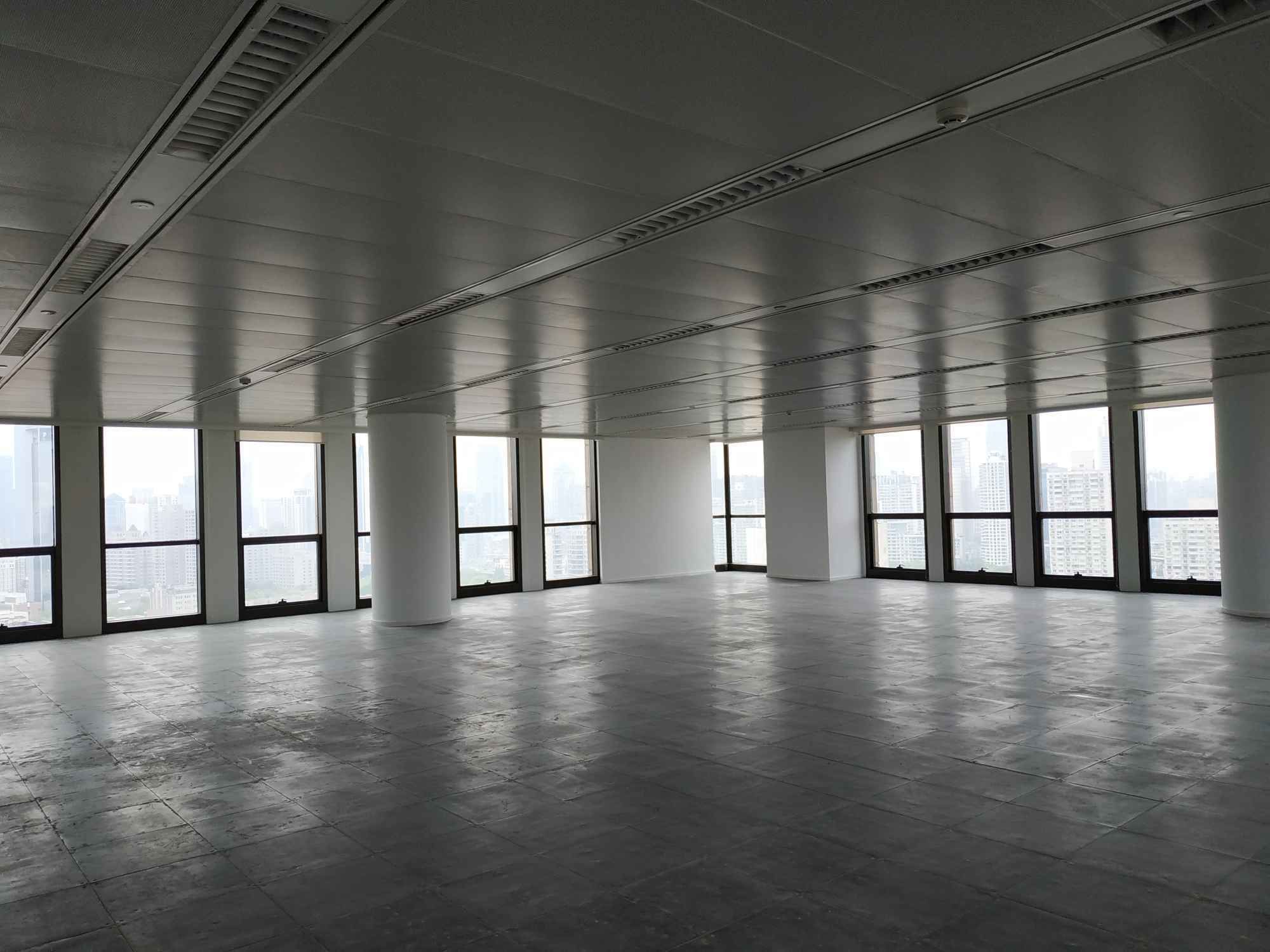 城汇大厦1330平米办公室出租-租金价格7.60元/m²/天