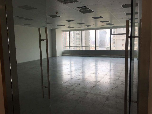 中海国际中心中海国际中心，交通便利，商圈成熟，业主直租，户型方正