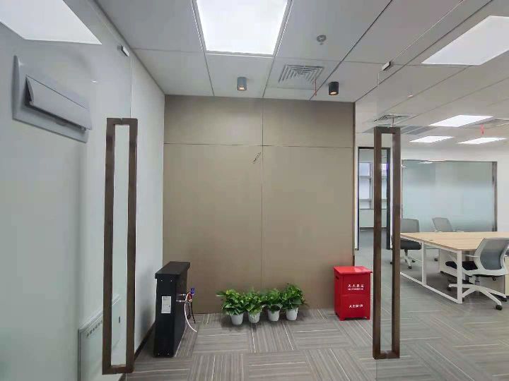 仙乐斯广场183平米办公室出租-租金价格6.08元/m²/天