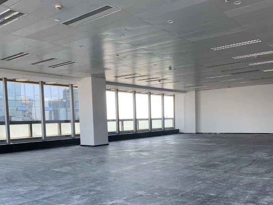 上海绿地中心312平米办公室出租-租金价格7.00元/m²/天