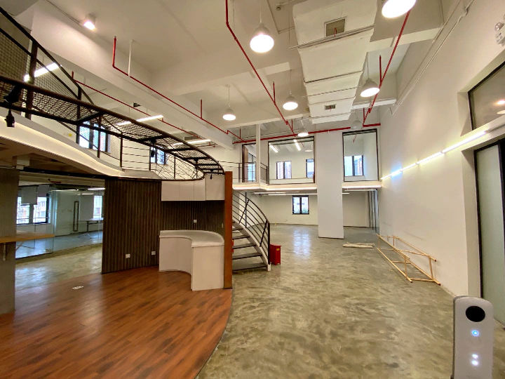 八号桥Ⅳ期446平米办公室出租-租金价格6.89元/m²/天