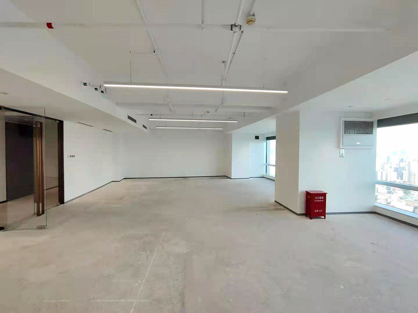 中港汇黄浦(原长城金融大厦)黄浦 中港汇黄浦(原长城金融大厦) 140平米 标准装修