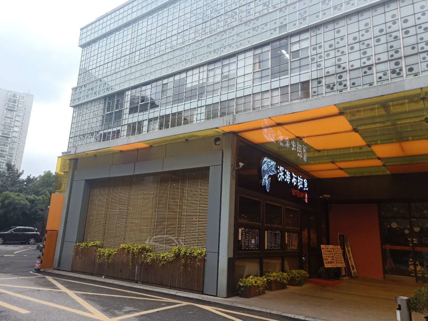 尚街LOFT(嘉善路）徐汇区，尚街loft园区，360平精装修