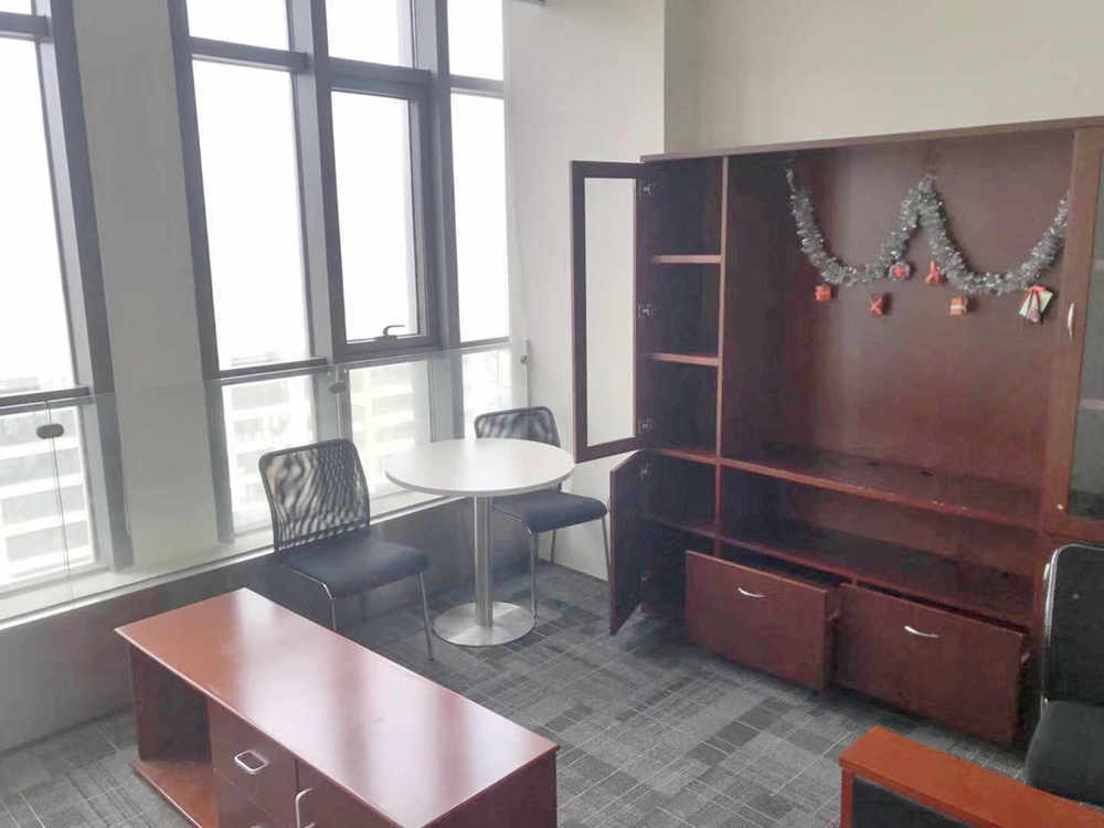 汇阳广场徐汇 汇阳广场 584平米 精装修