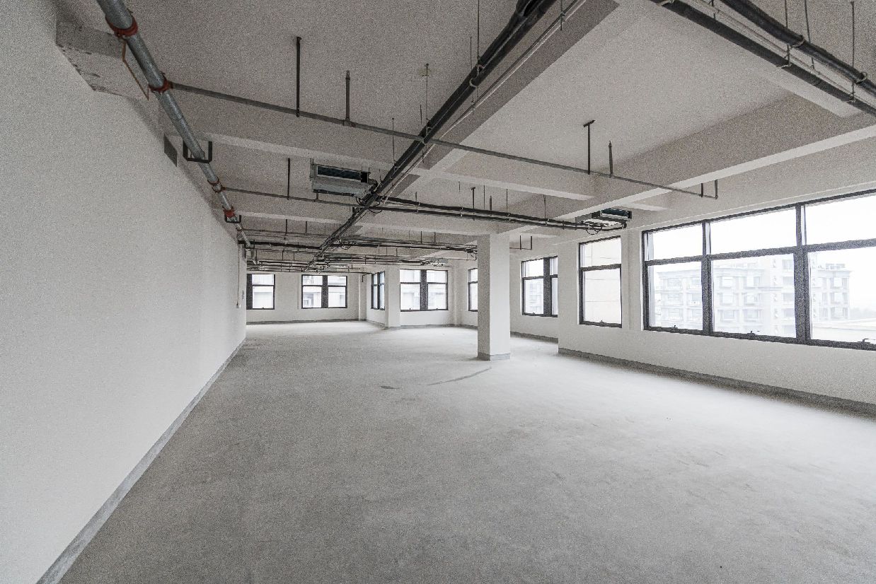 中关村虹桥创新中心340平米办公室出租-租金价格4.56元/m²/天