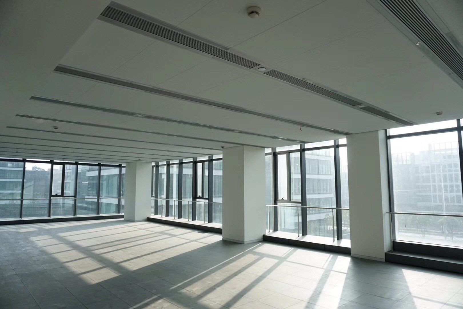 虹桥嘉汇181平米办公室出租-租金价格4.16元/m²/天