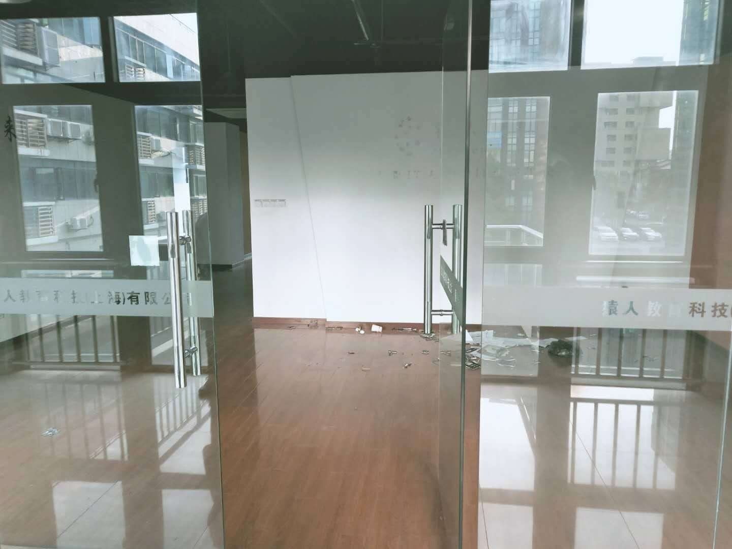 明浦广场660平米办公室出租-租金价格2.03元/m²/天