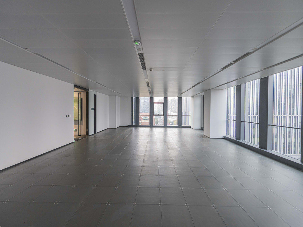 光大安石中心304平米办公室出租-租金价格6.89元/m²/天