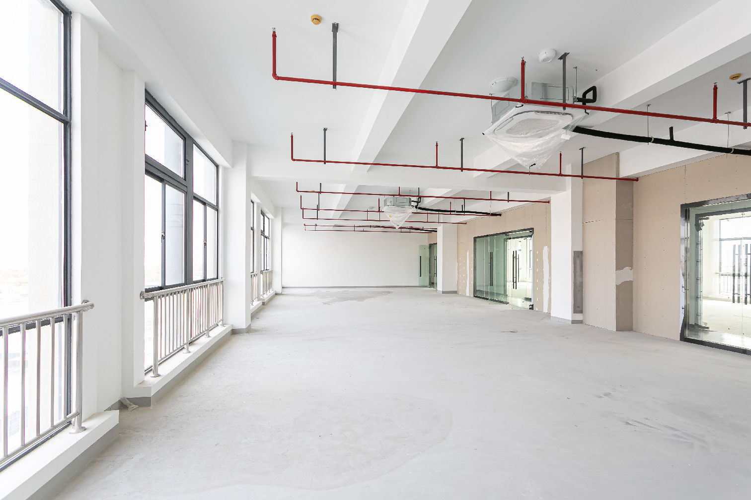 沪升e谷科创园1500平米办公室出租-租金价格1.83元/m²/天