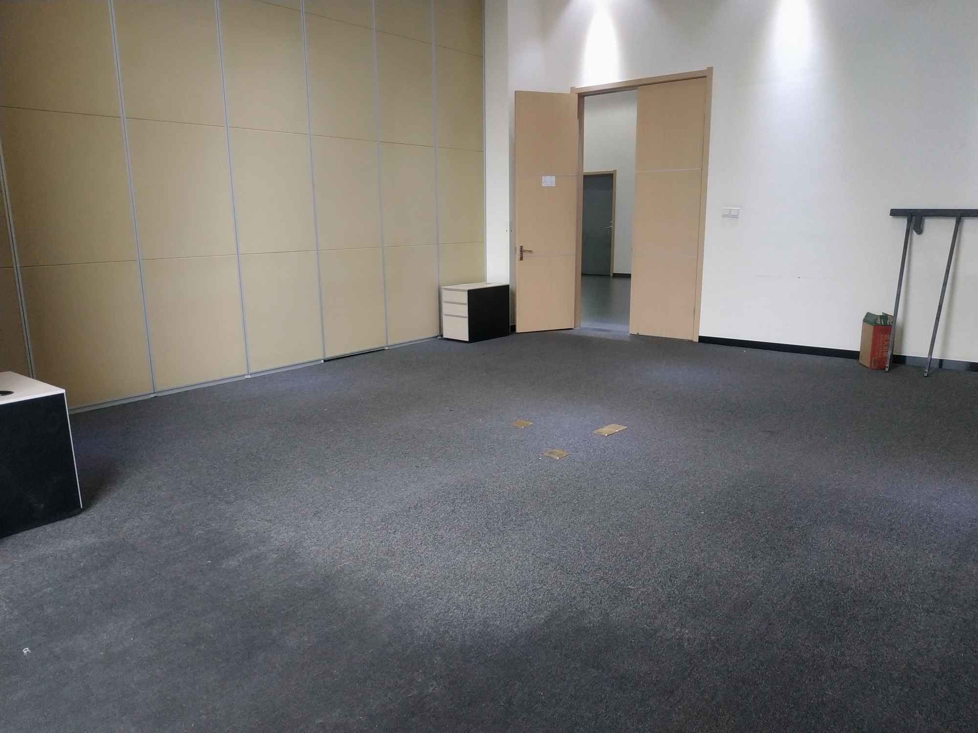 零号湾全球创新创业集聚区139平米办公室出租-租金价格2.13元/m²/天