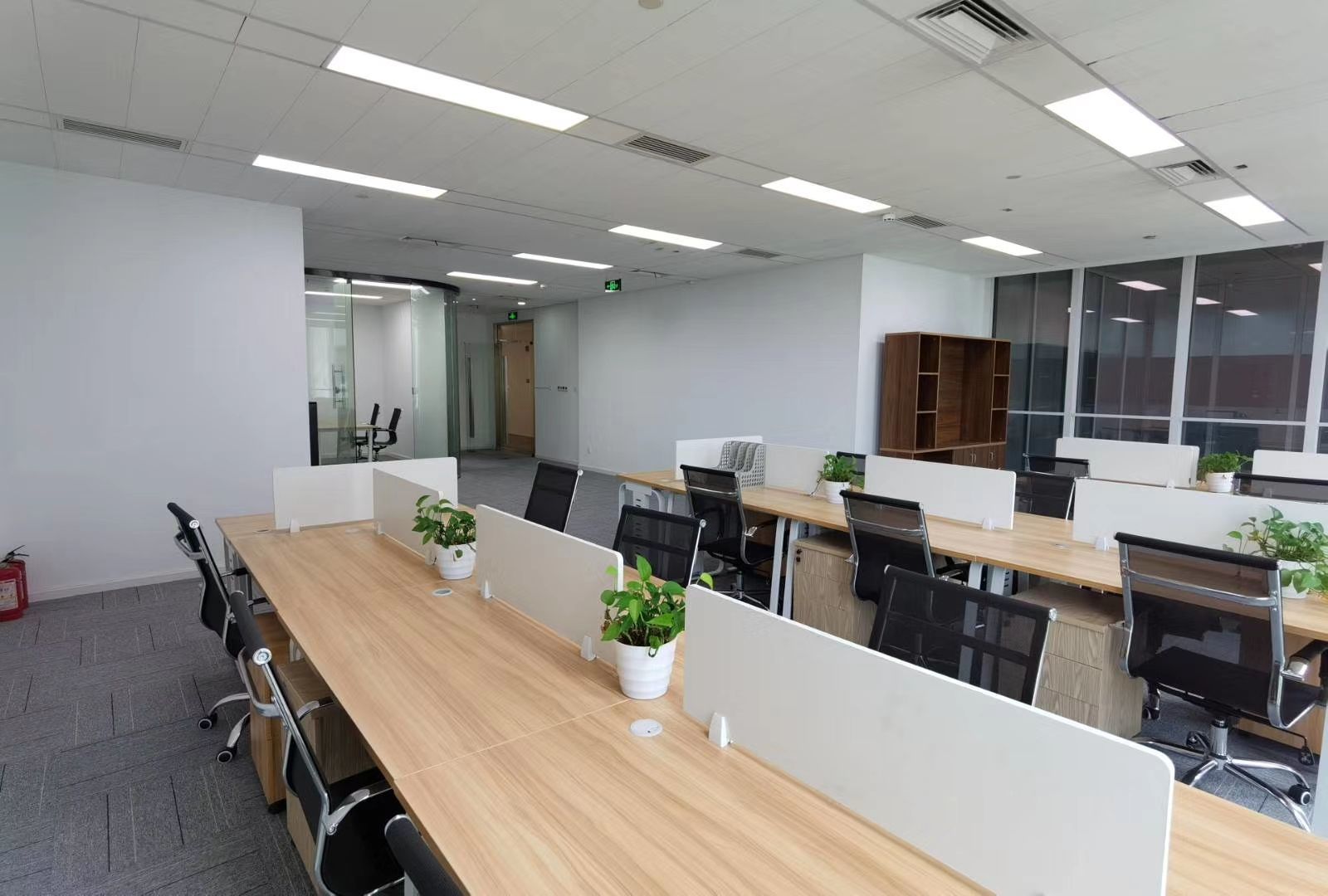 零号湾全球创新创业集聚区219平米办公室出租-租金价格2.23元/m²/天