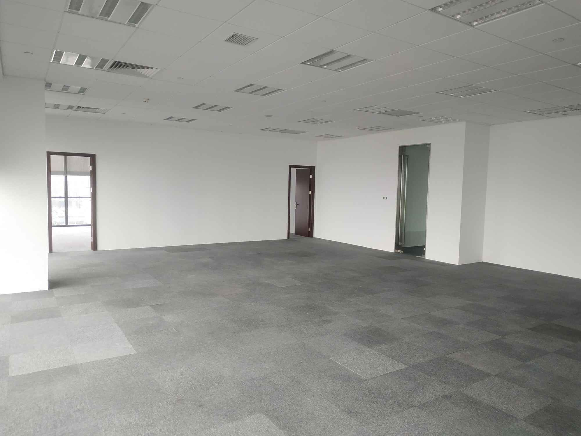 大虹桥国际218平米办公室出租-租金价格5.07元/m²/天