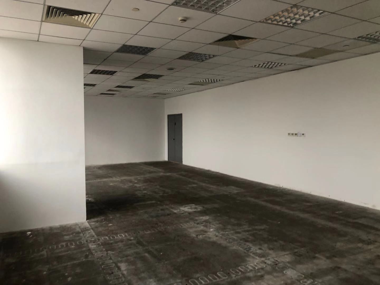 壹丰广场144平米办公室出租-租金价格6.08元/m²/天