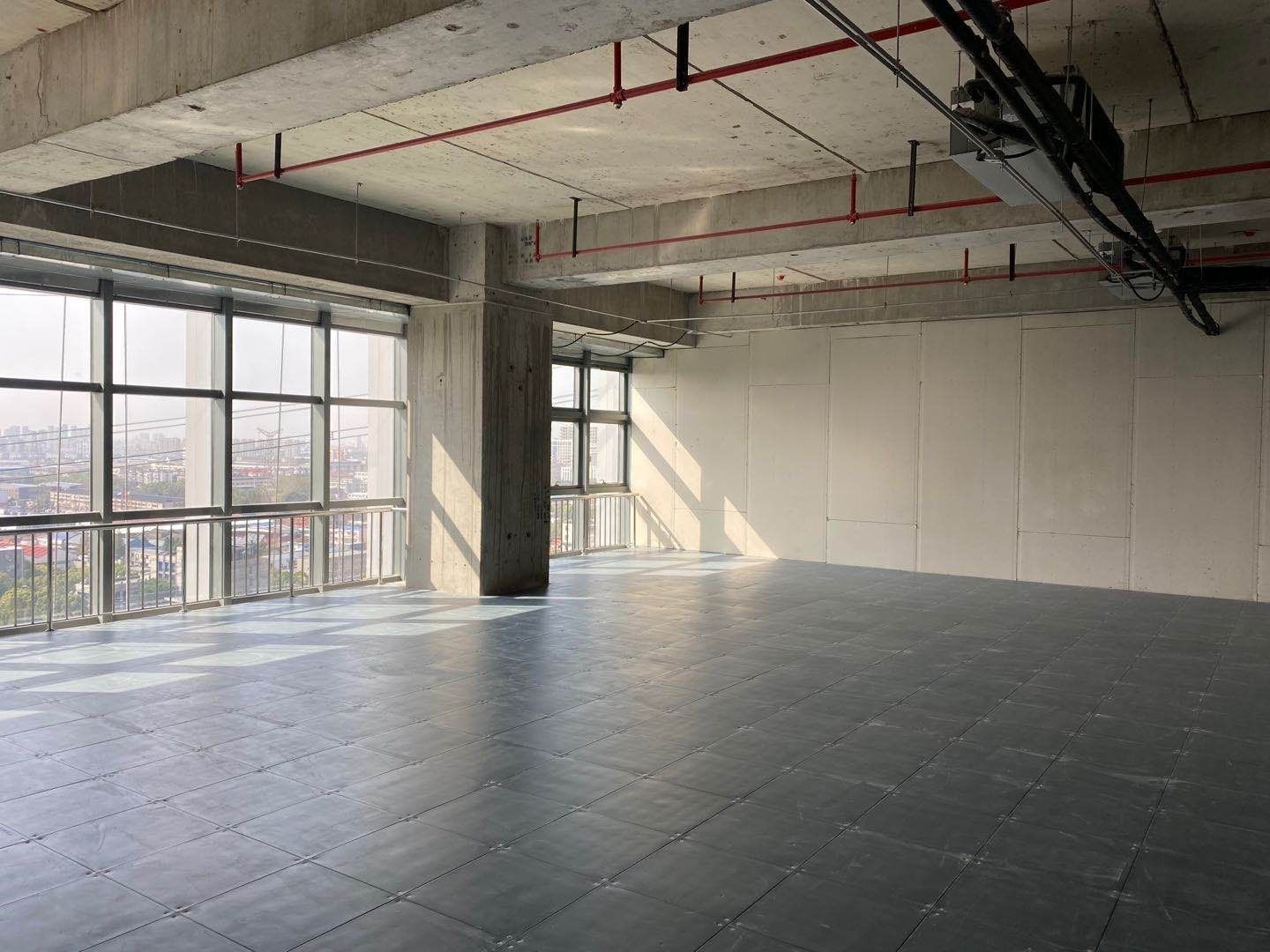 宝杨宝龙广场213平米办公室出租-租金价格2.94元/m²/天