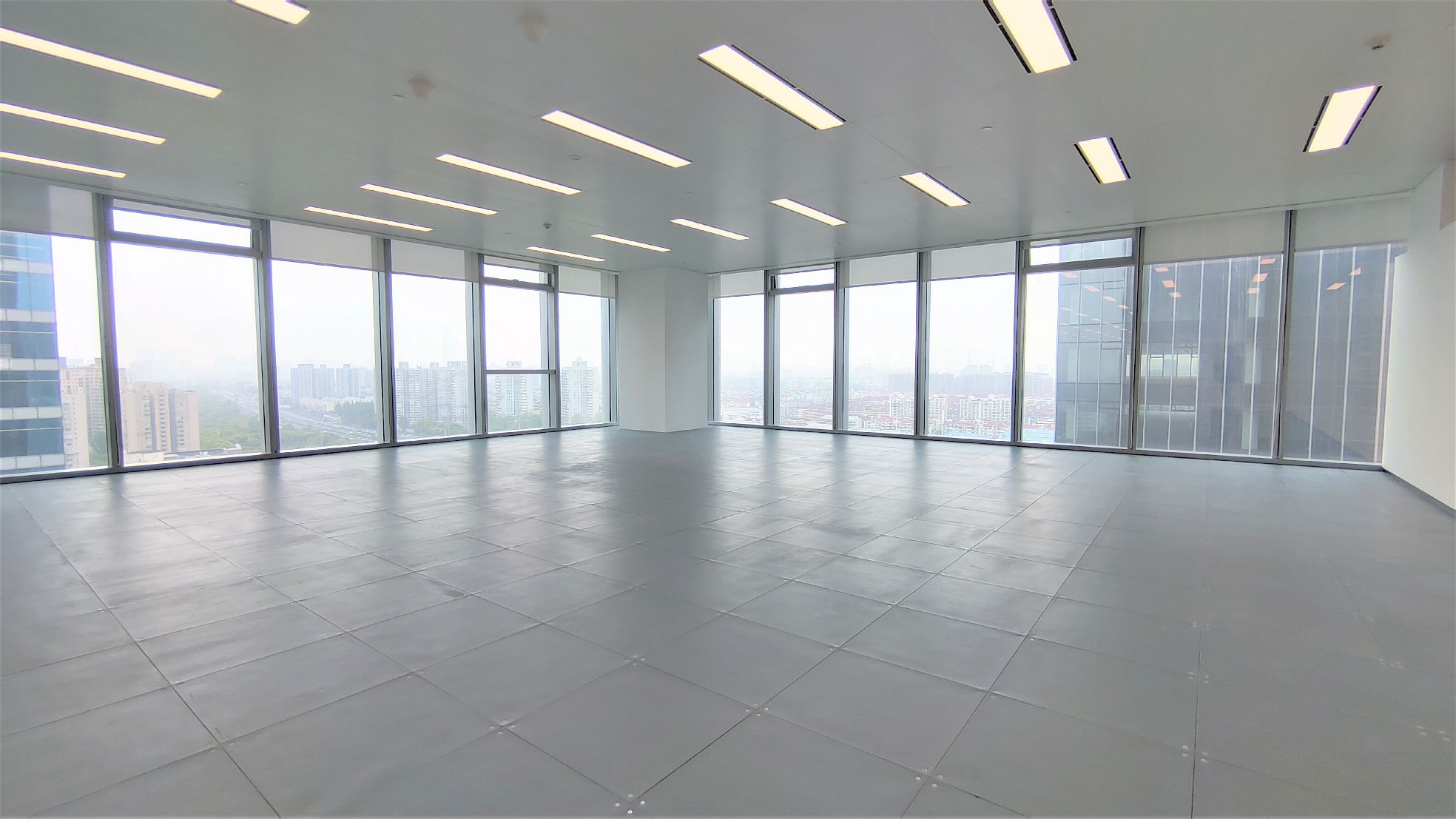 上海国际财富中心417平米办公室出租-租金价格5.48元/m²/天