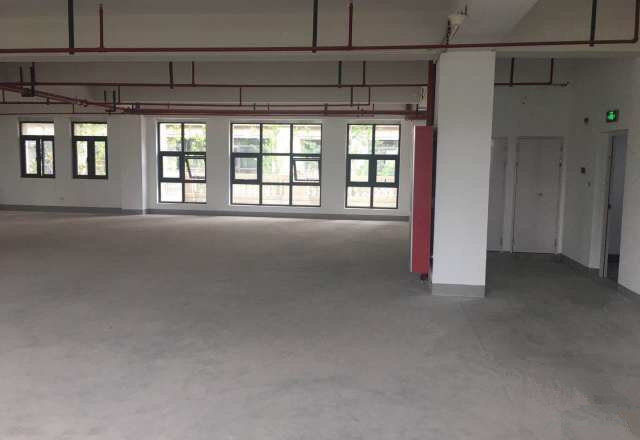 新杨湾科创园877平米办公室出租-租金价格3.20元/m²/天