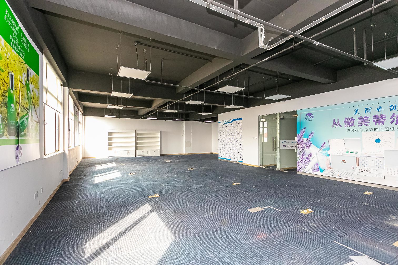 长江软件园218平米办公室出租-租金价格2.33元/m²/天