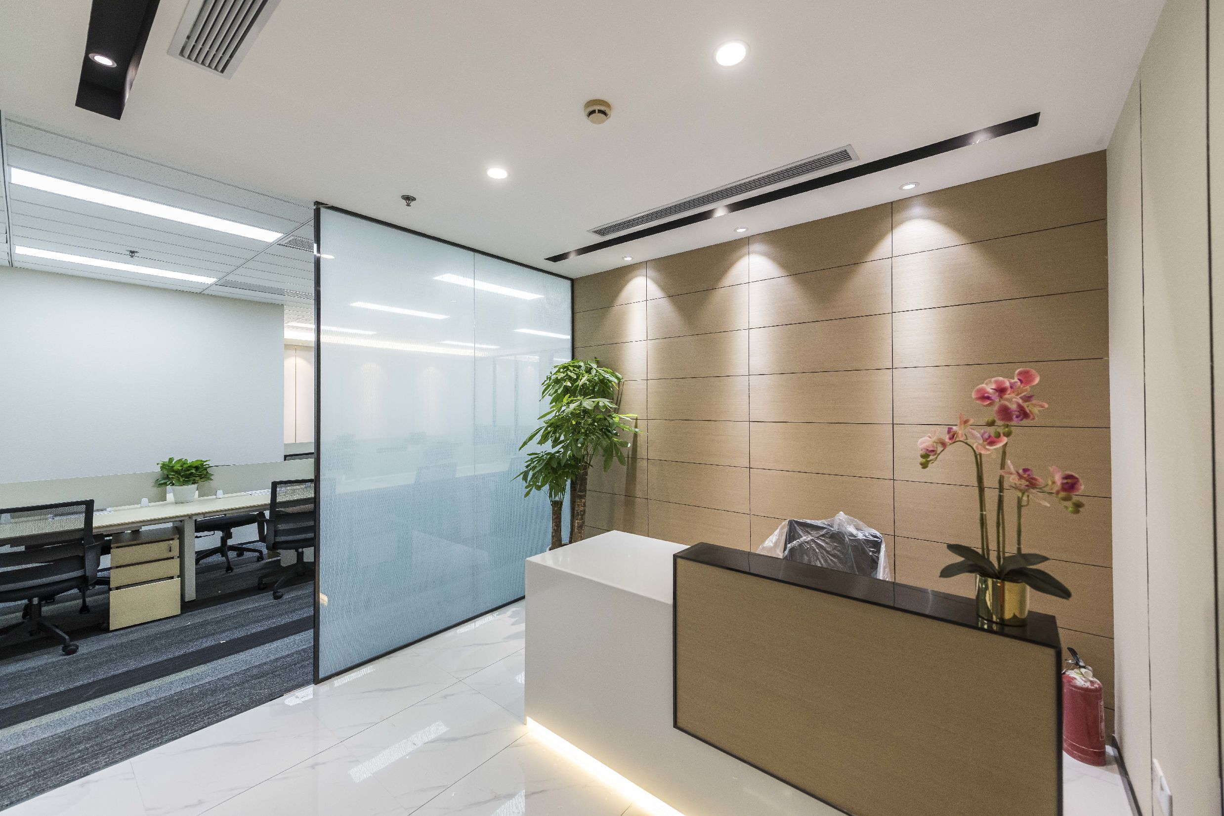 上海证券大厦212平米办公室出租-租金价格8.11元/m²/天