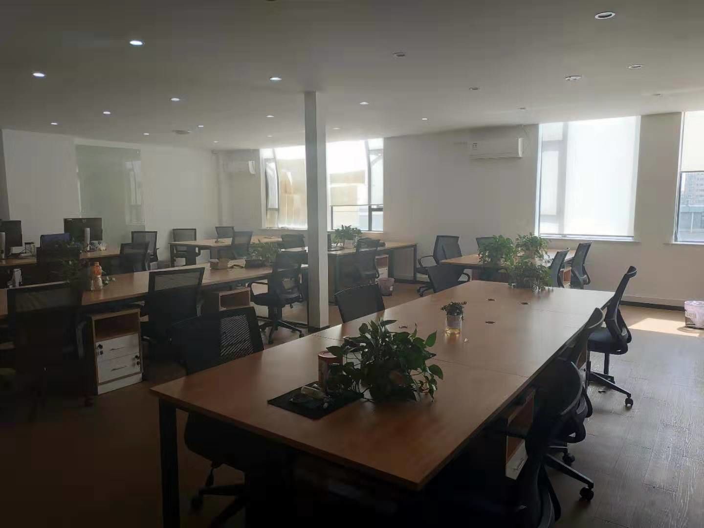 东方尚博创意产业园525平米办公室出租-租金价格4.56元/m²/天