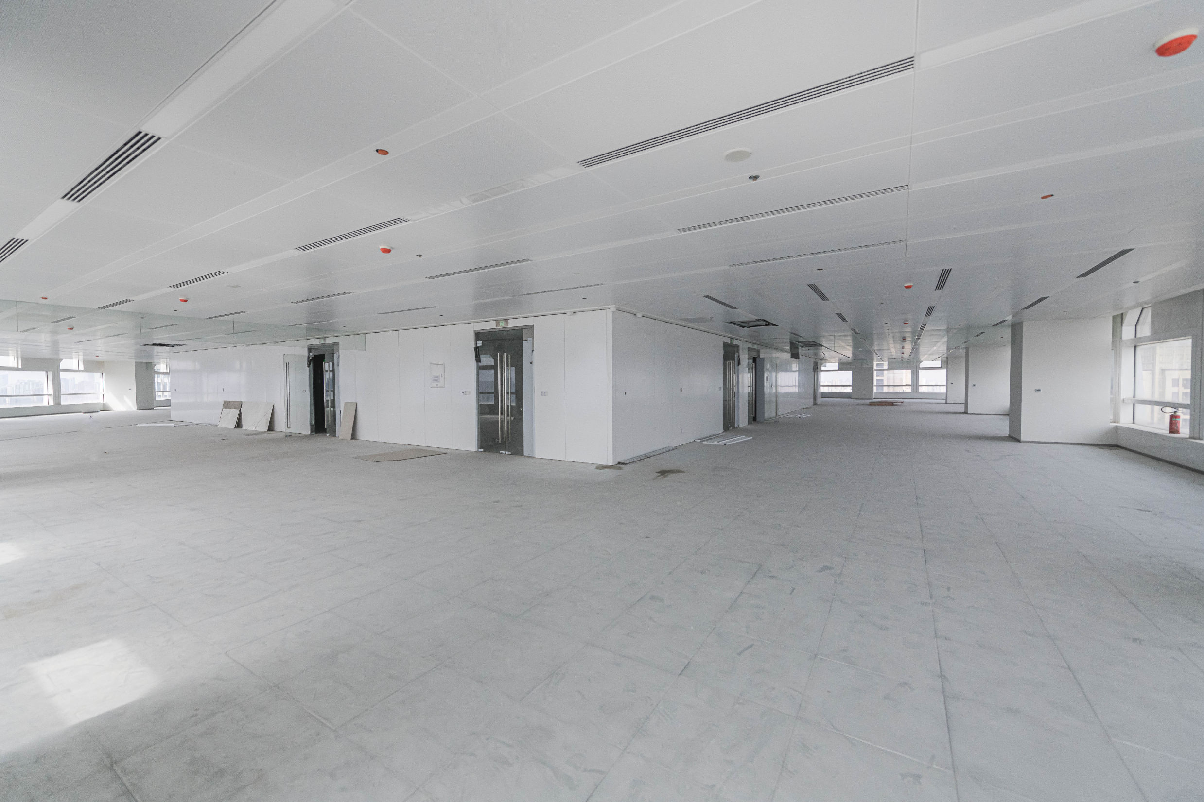 上海SK大厦2243平米办公室出租-租金价格6.80元/m²/天