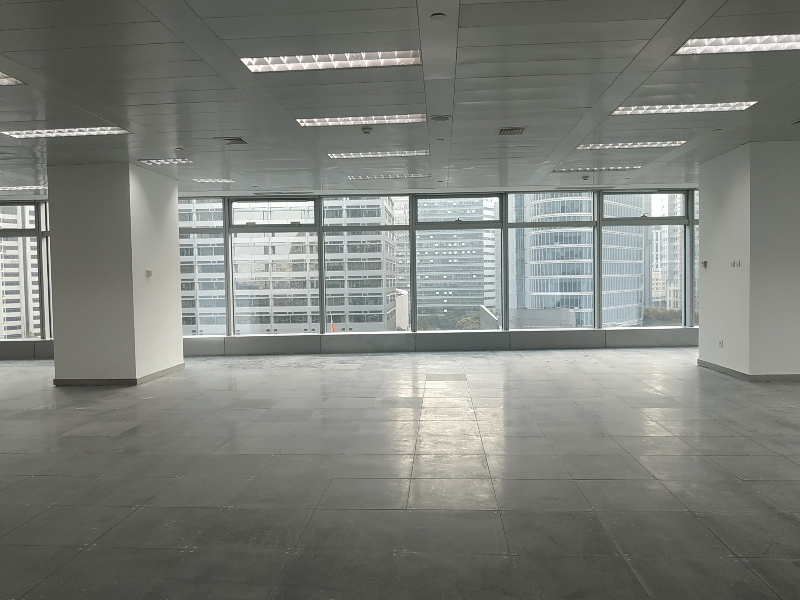 浦东 长泰国际金融大厦 323平米 标准装修