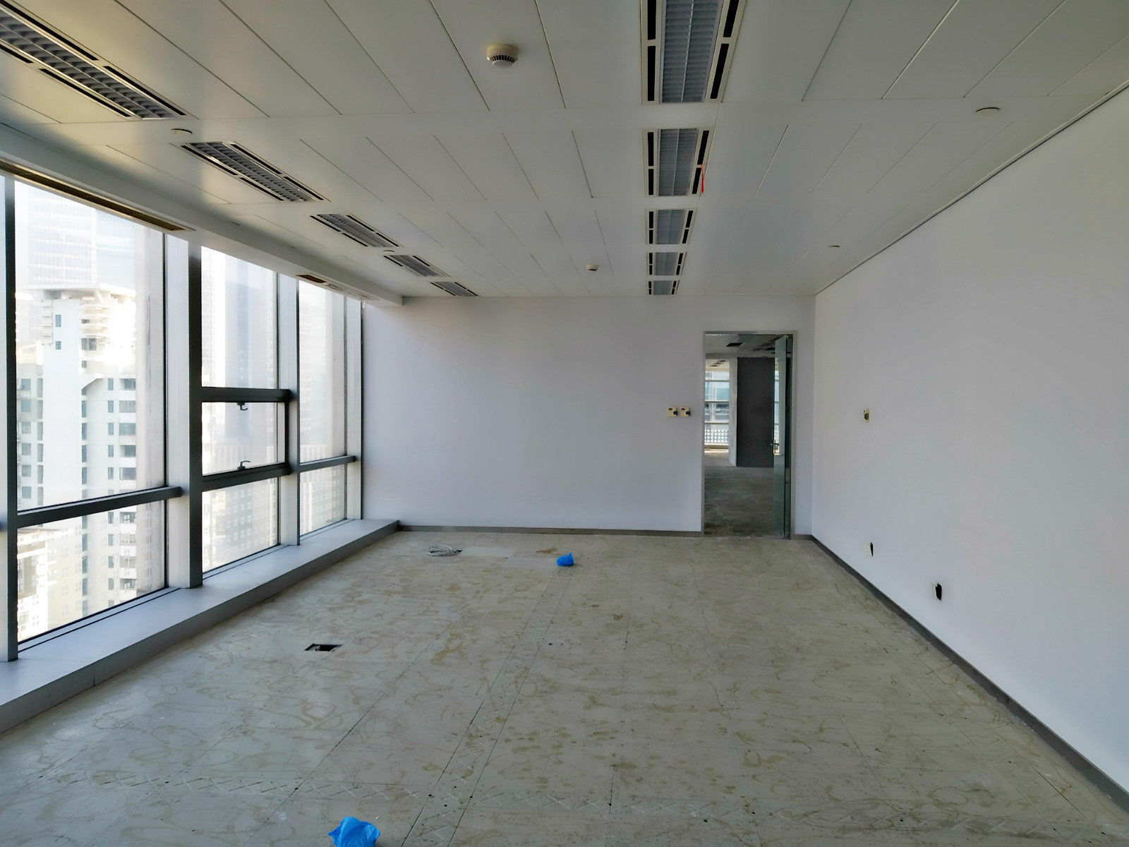 同盛大厦95平米办公室出租-租金价格7.10元/m²/天