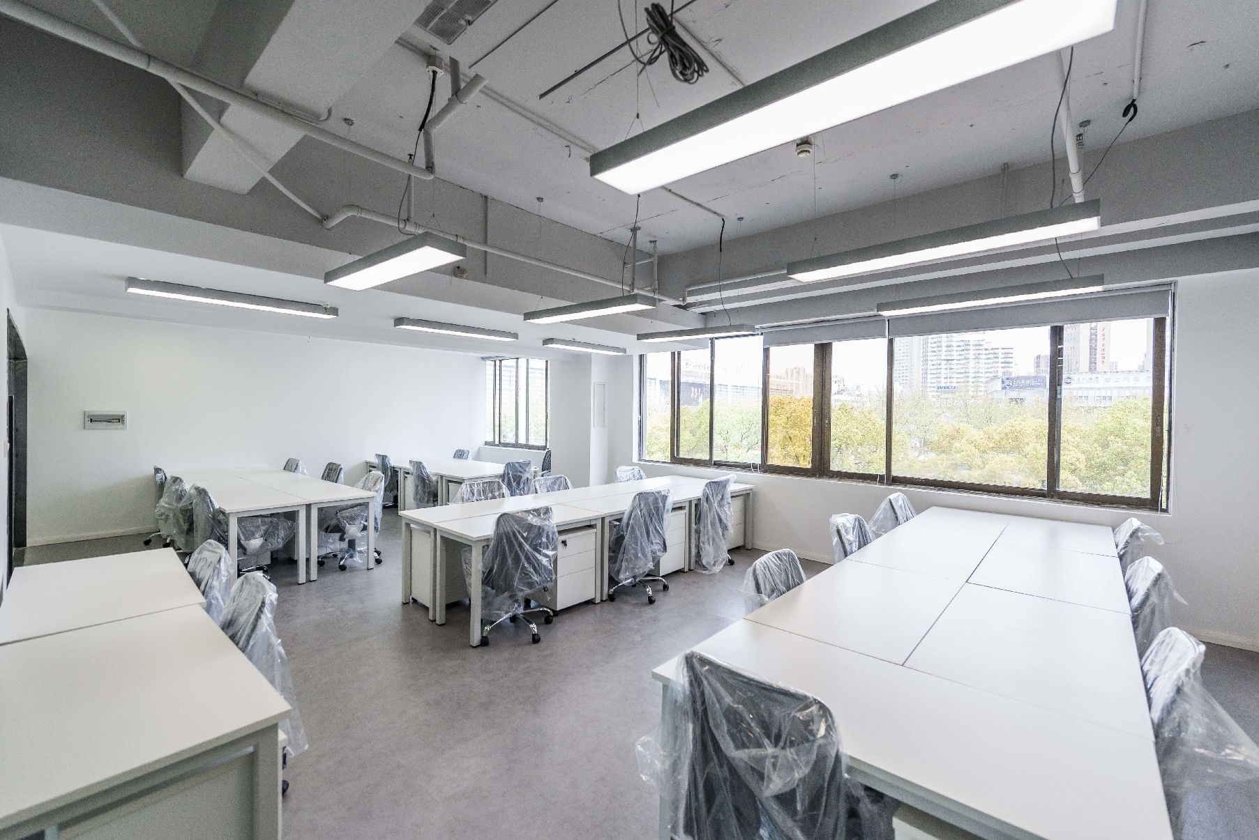 新视界创业中心67平米办公室出租-租金价格3.50元/m²/天