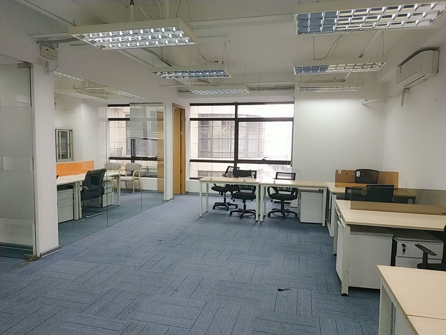 苏河1号123平米办公室出租-租金价格3.85元/m²/天