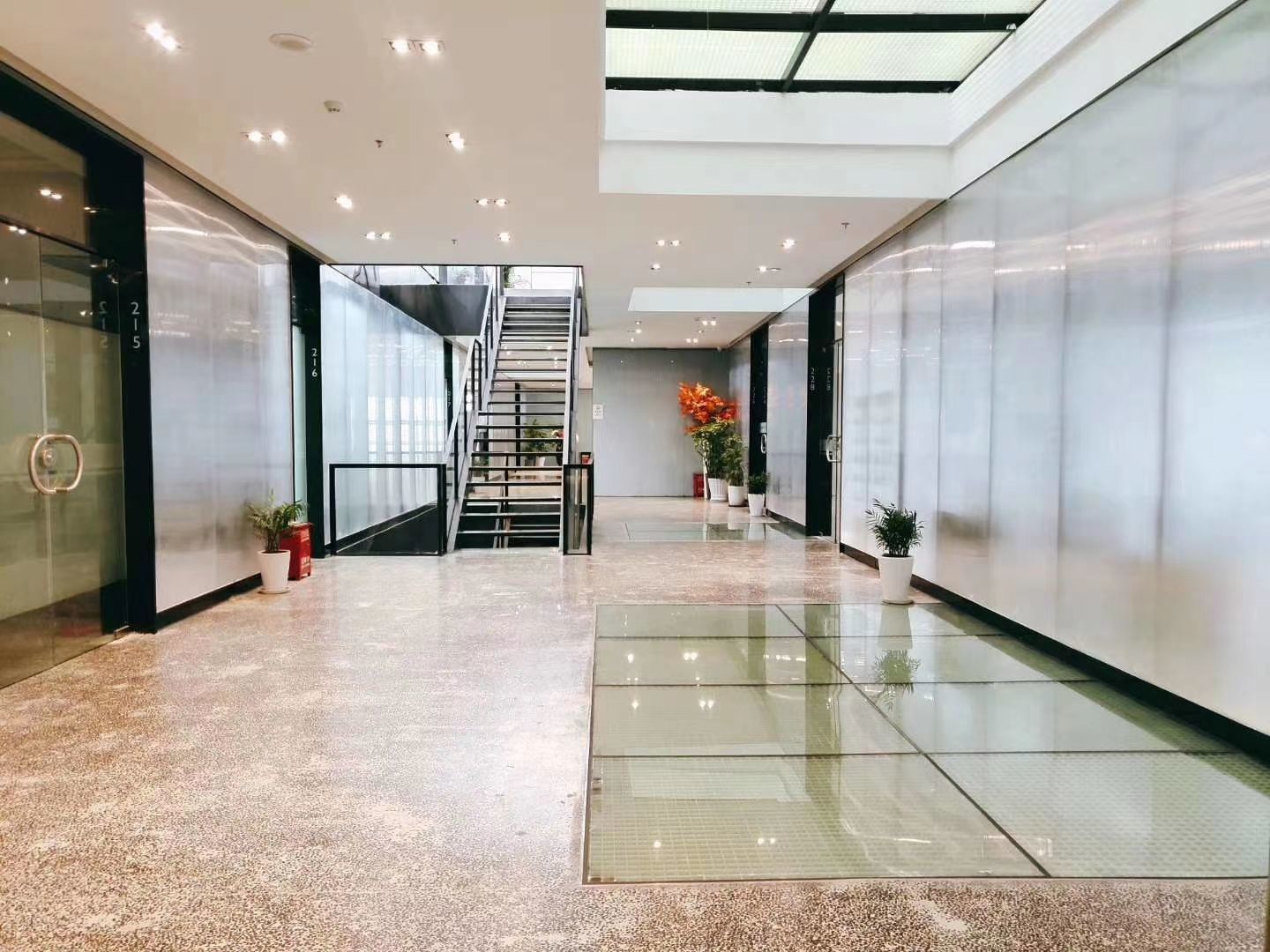 歆翱申窑艺术中心126平米办公室出租-租金价格1.83元/m²/天