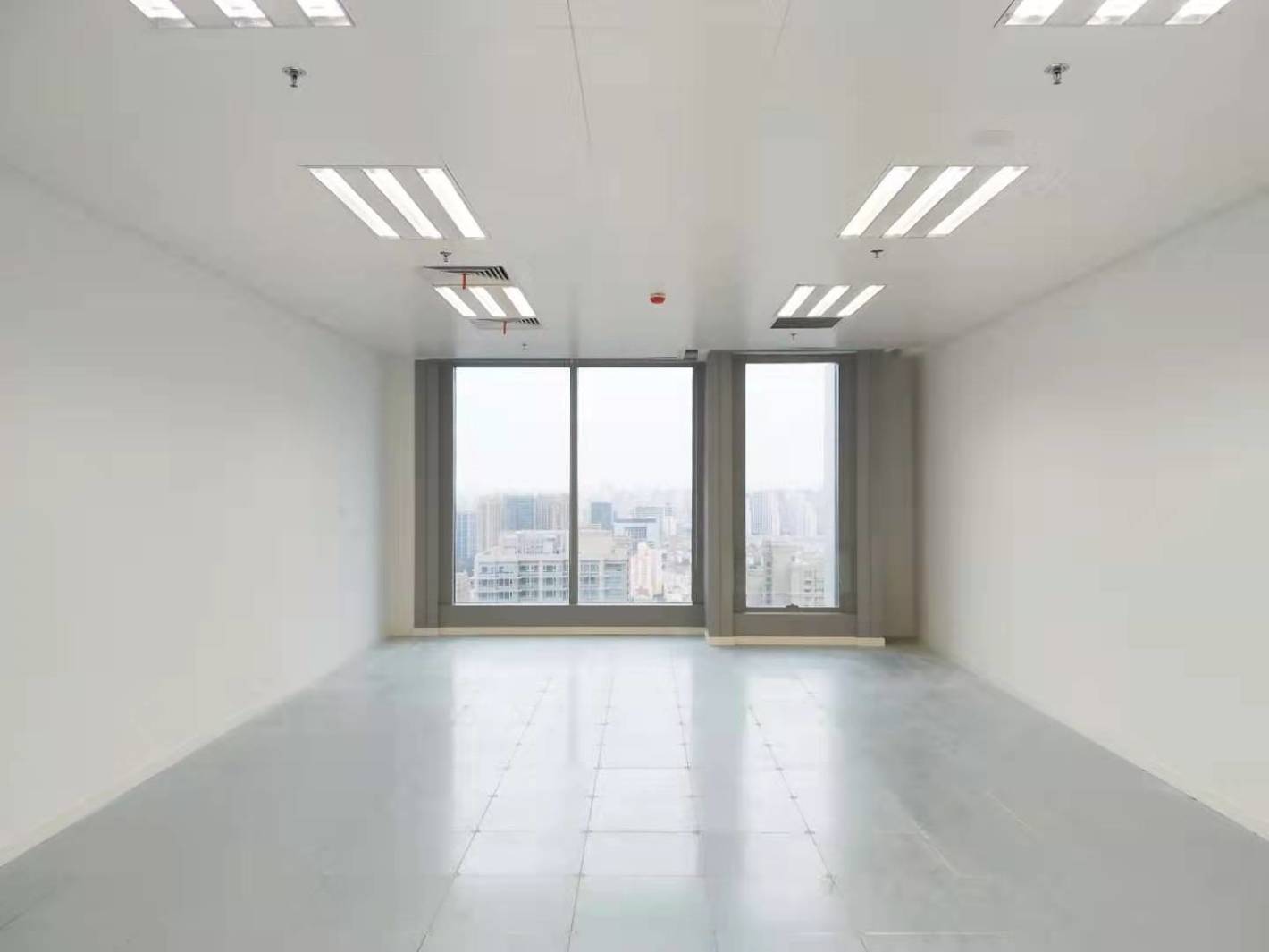 高尚领域108平米办公室出租-租金价格3.30元/m²/天