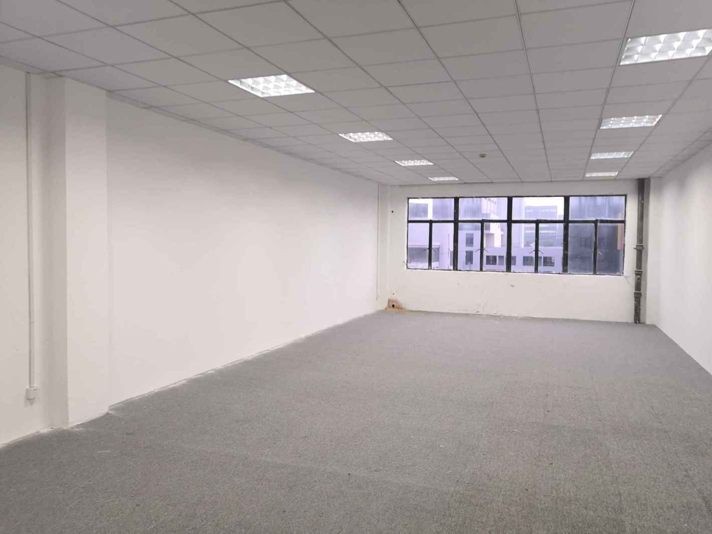 118空间创业园350平米办公室出租-租金价格2.03元/m²/天