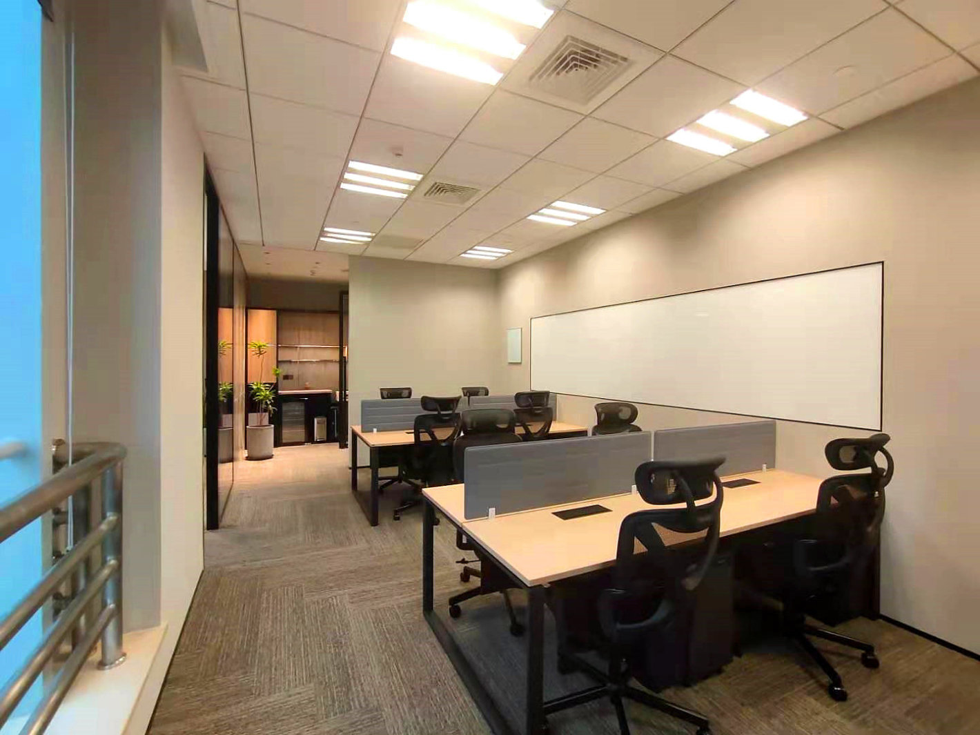 日月光中心黄浦 日月光中心 110平米 精装修