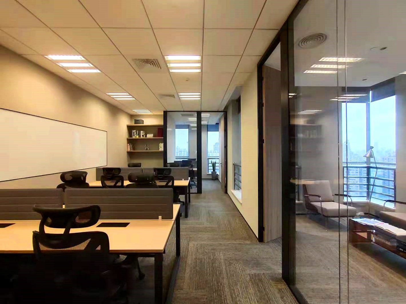 日月光中心黄浦 日月光中心 110平米 精装修