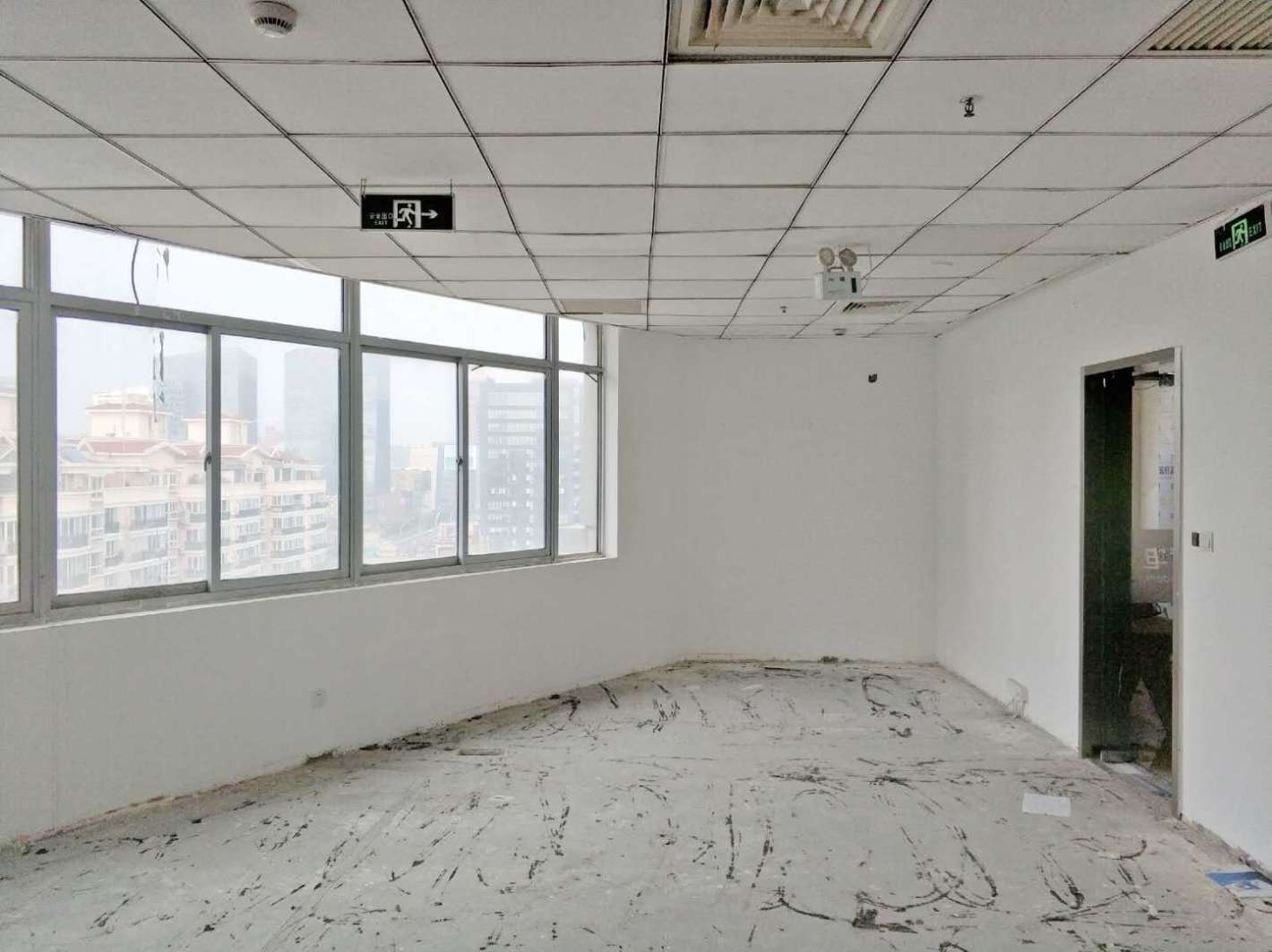 上海杨浦科技创业中心98平米办公室出租-租金价格3.65元/m²/天