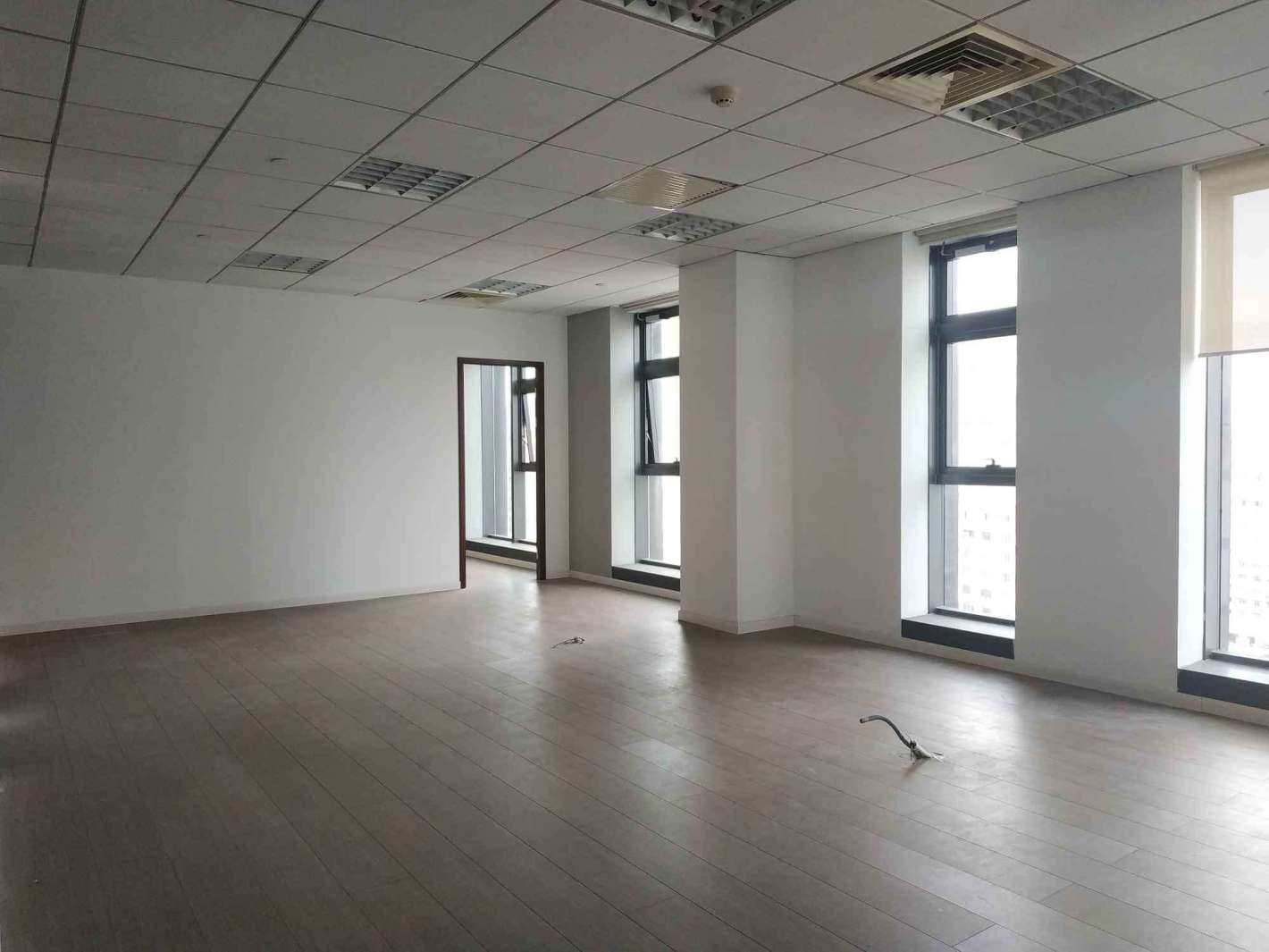 兴都大楼482平米办公室出租-租金价格5.07元/m²/天