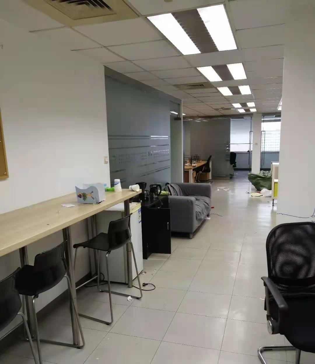 兆丰环球大厦徐汇 兆丰环球大厦 174平米 精装修