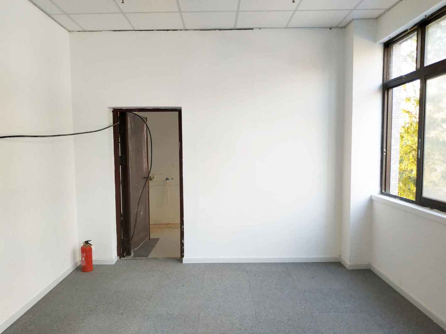 虹漕园73平米办公室出租-租金价格2.74元/m²/天