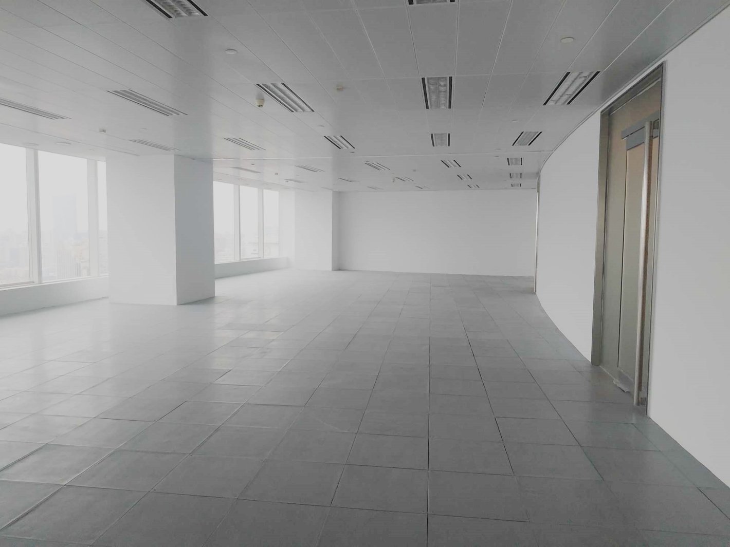 恒隆广场115平米办公室出租-租金价格15.21元/m²/天
