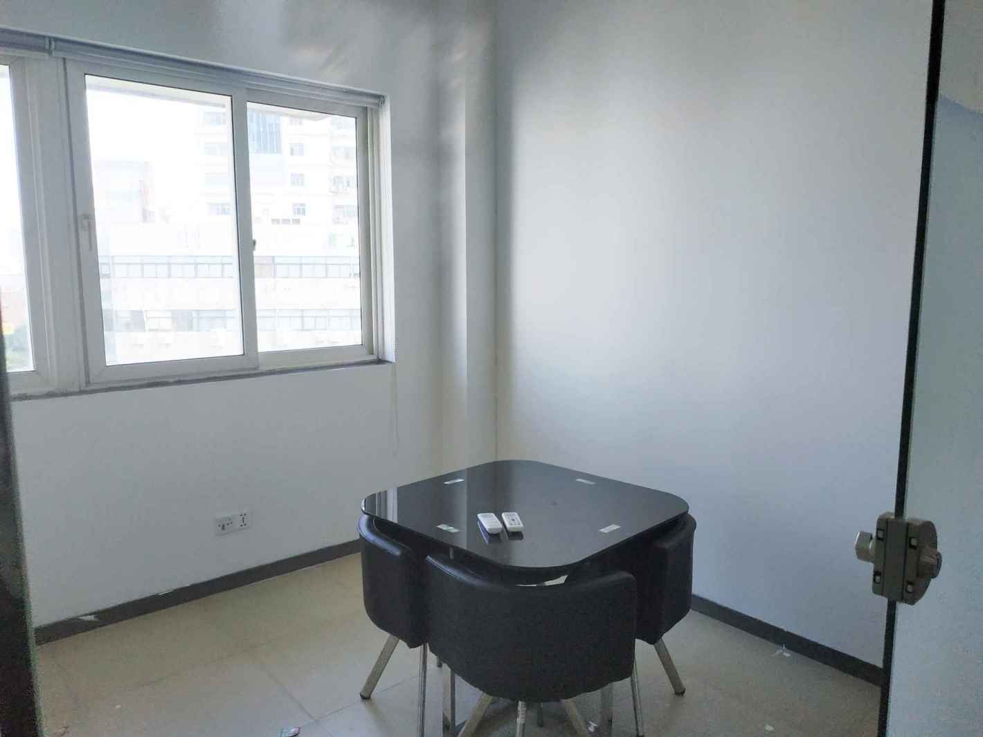 钦汇园98平米办公室出租-租金价格2.64元/m²/天