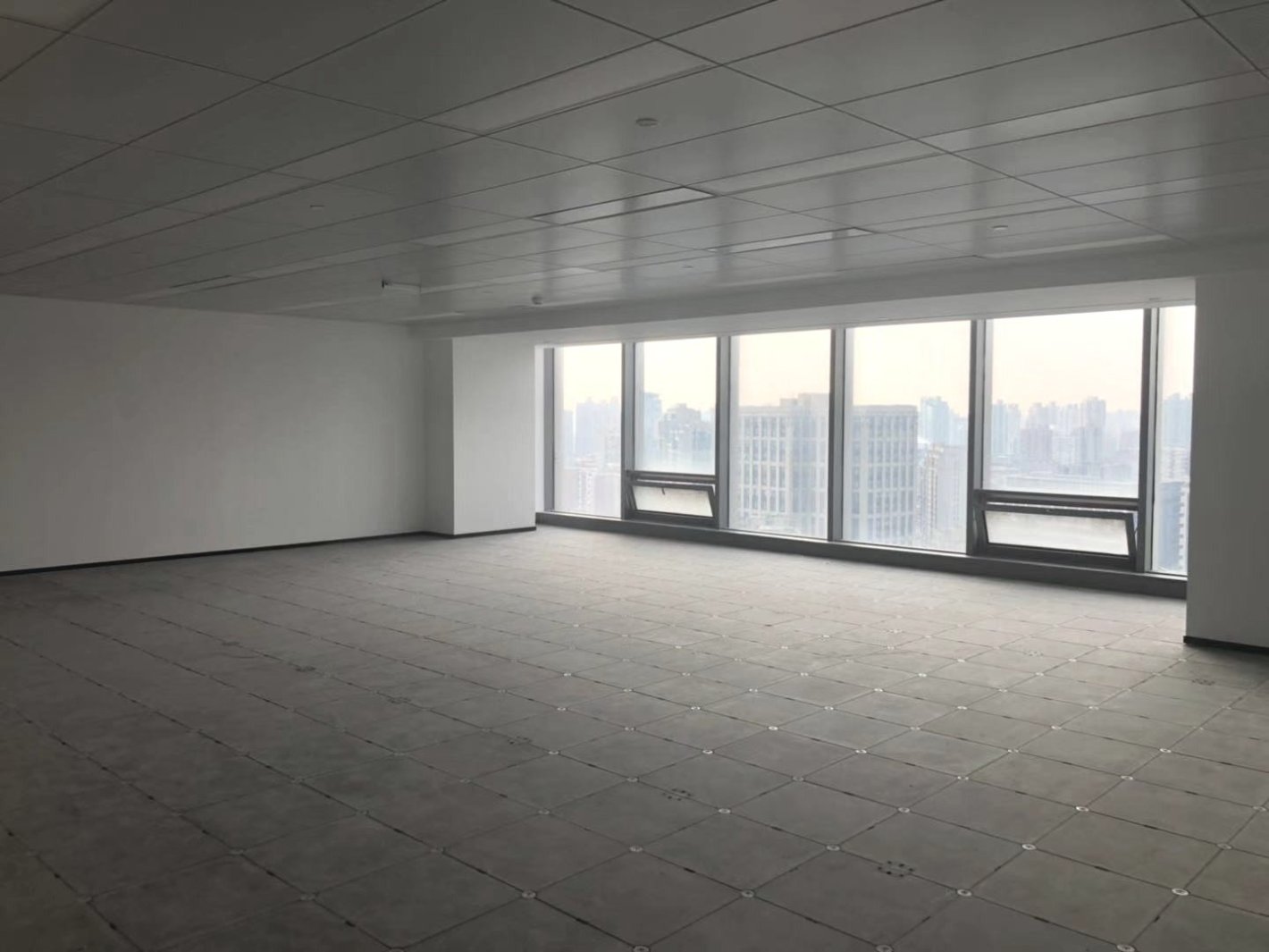 阳光滨江中心徐汇 阳光滨江中心 360平米 简装修