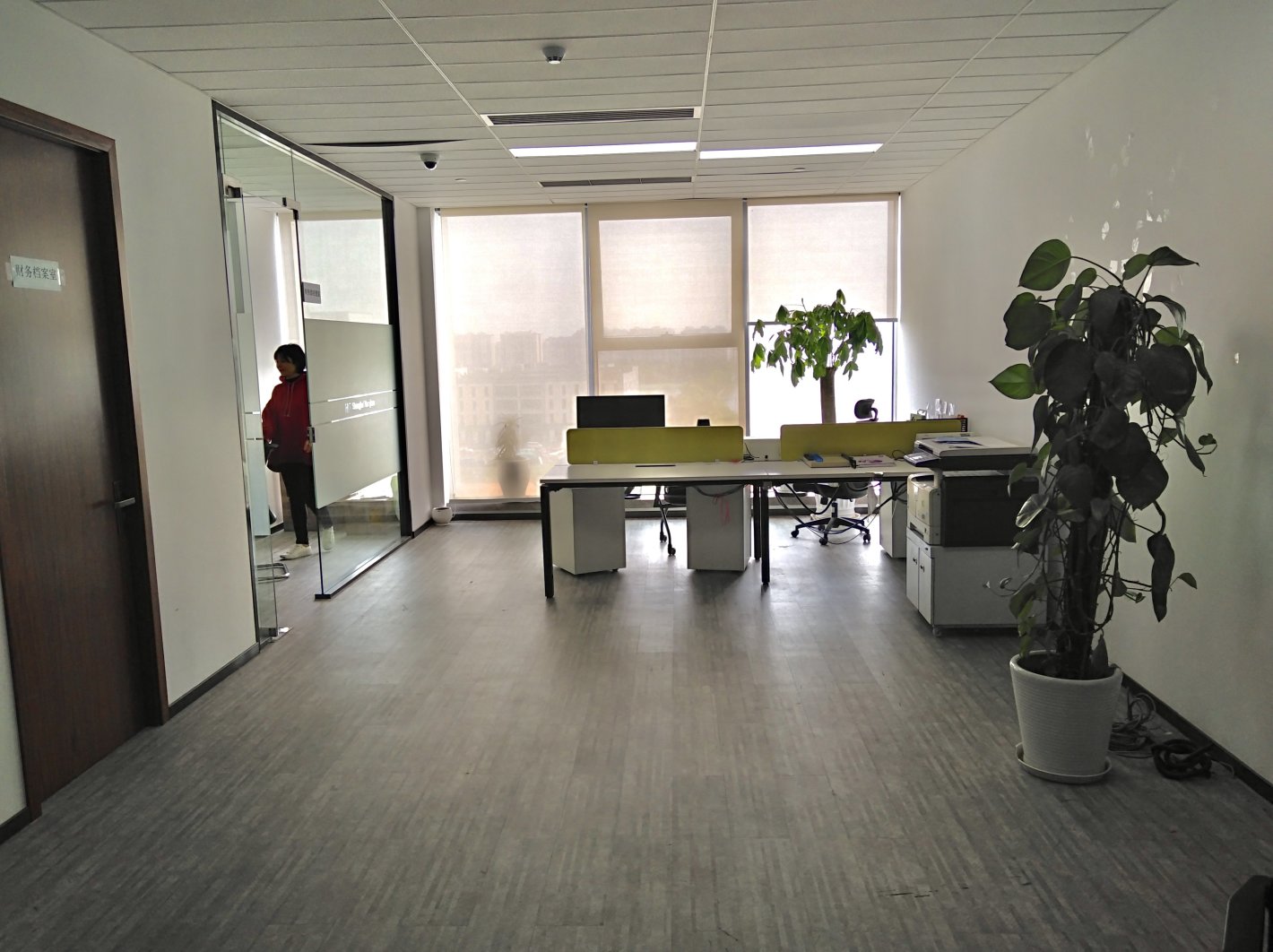 航瞰科技园97平米办公室出租-租金价格1.62元/m²/天
