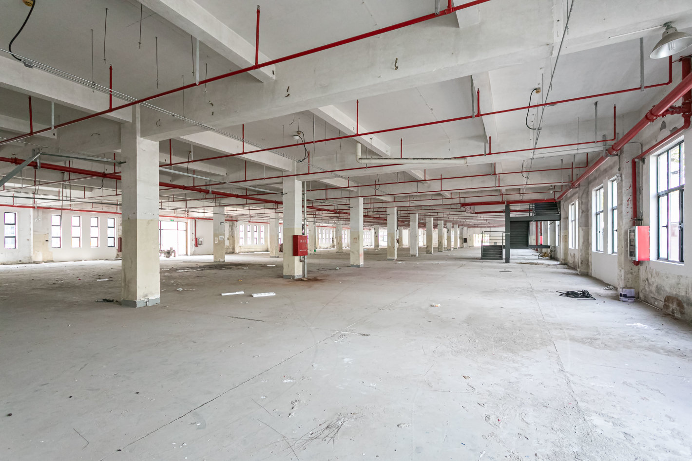 灯塔产业创意园600平米办公室出租-租金价格1.72元/m²/天