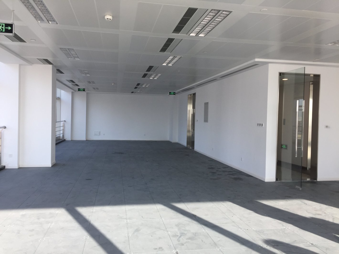 航汇大厦徐汇 航汇大厦 244平米 中等装修