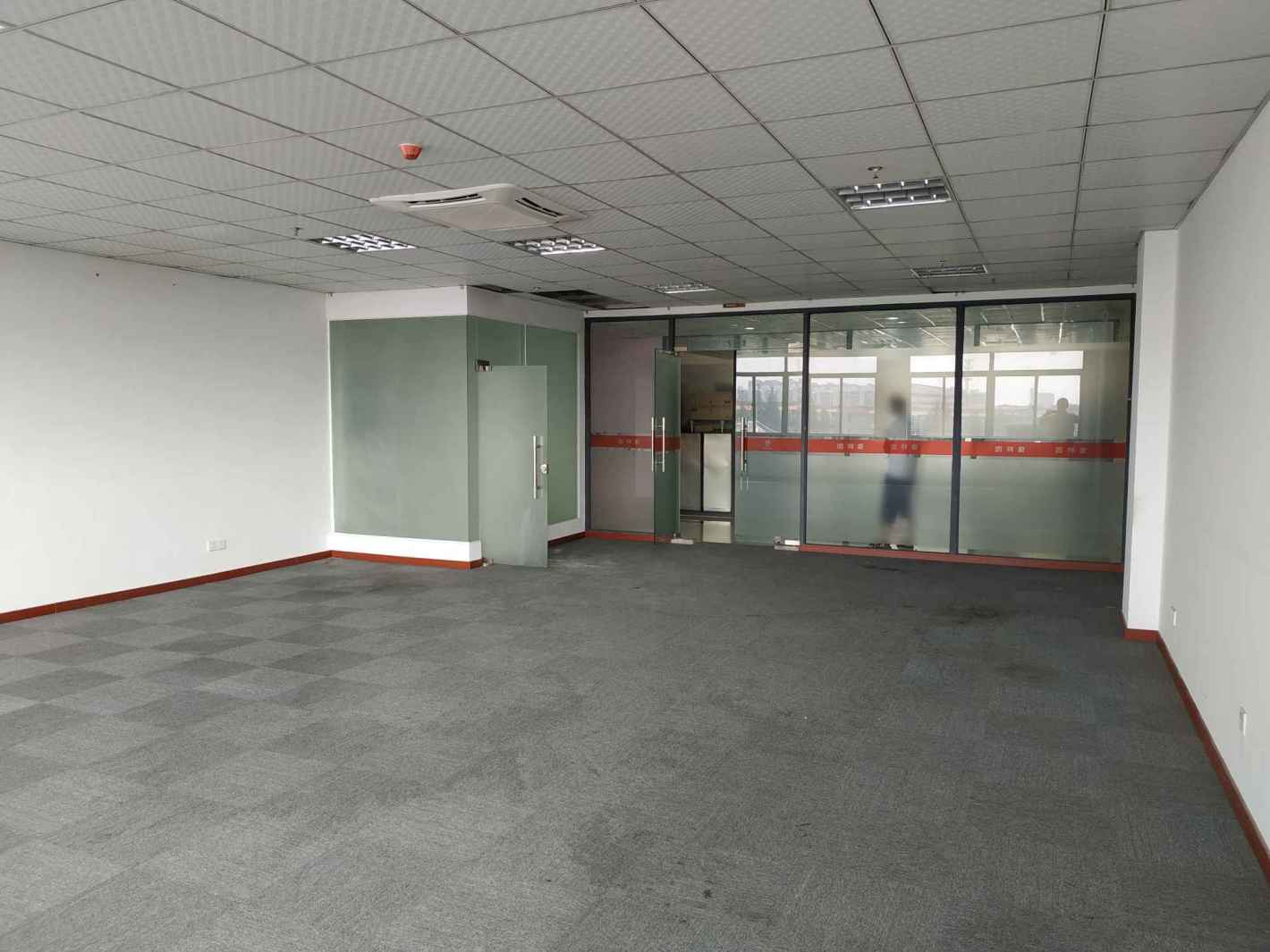 长江软件园108平米办公室出租-租金价格2.13元/m²/天