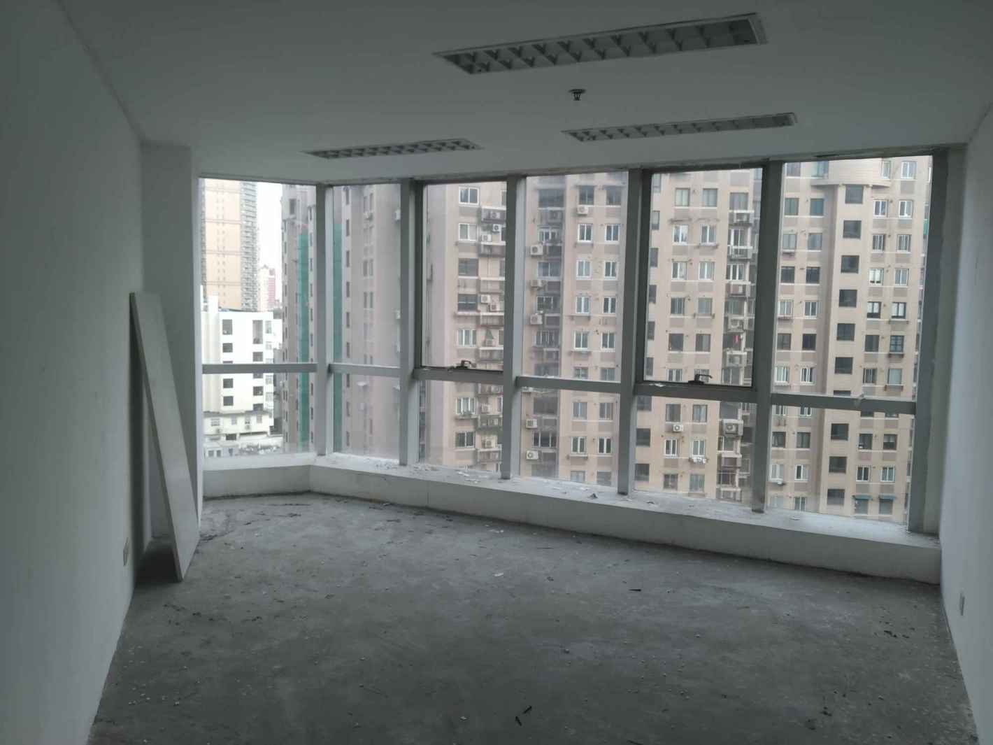 长峰中心40平米办公室出租-租金价格5.58元/m²/天